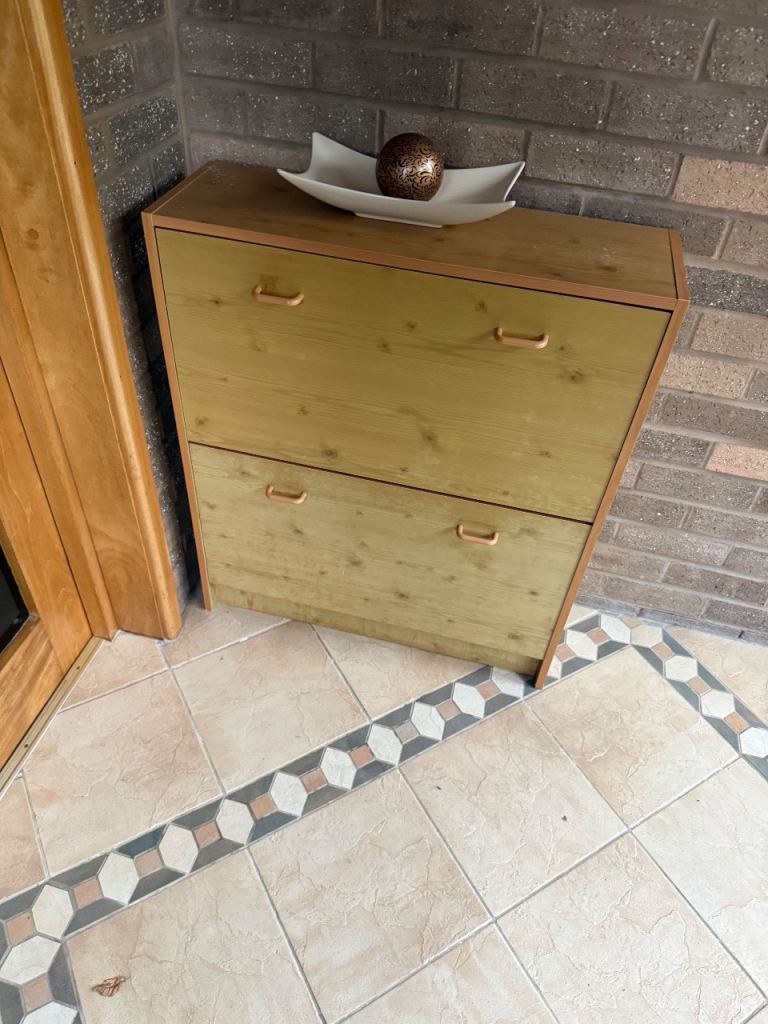 SHOE STORAGE CABINET