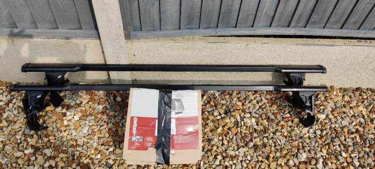 Farad Roof Bars for Seat Leon 3 door For Sale