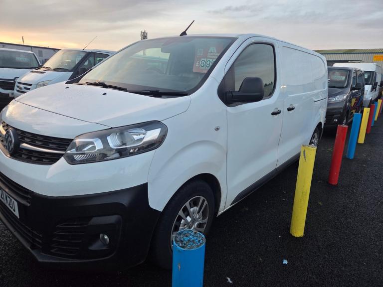2021 Vauxhall Vivaro 2700 1.5d 100PS Dynamic H1 Van no vat PANEL VAN Diesel Manual