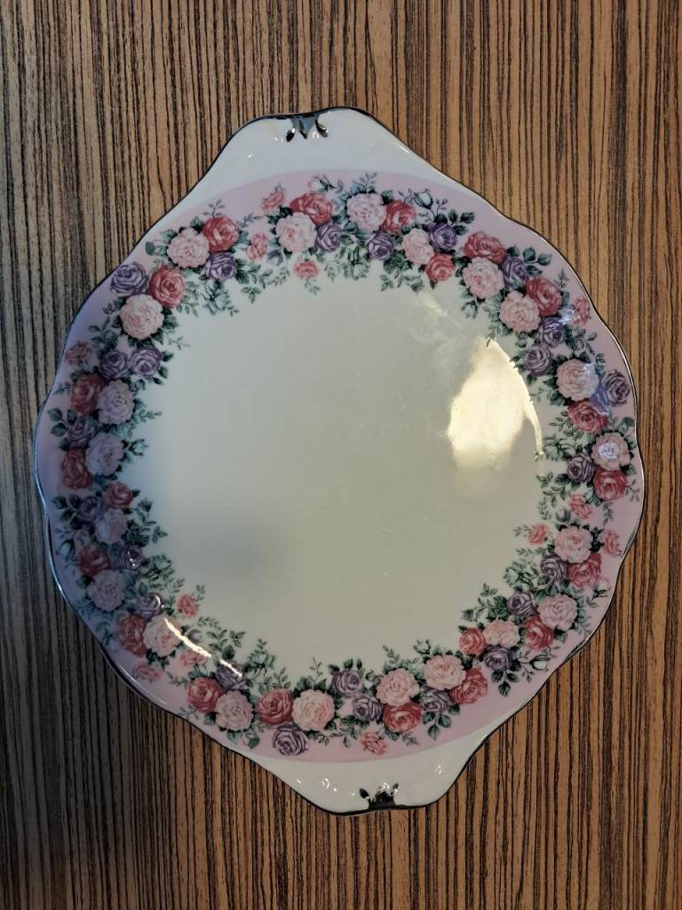 Royal Albert floral cake plate 2001 - discontinued 