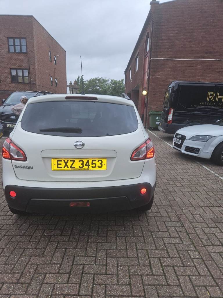Nissan, QASHQAI, Hatchback, 2013, Other, 1598 (cc), 5 doors