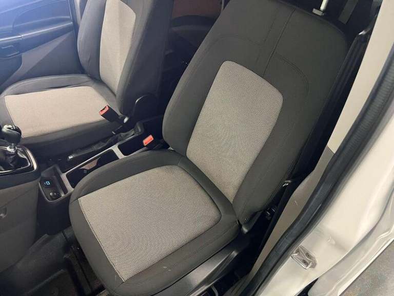 2020 Ford Transit Connect 1.5 EcoBlue 100ps Leader D/Cab Van PANEL VAN DIESEL Manual