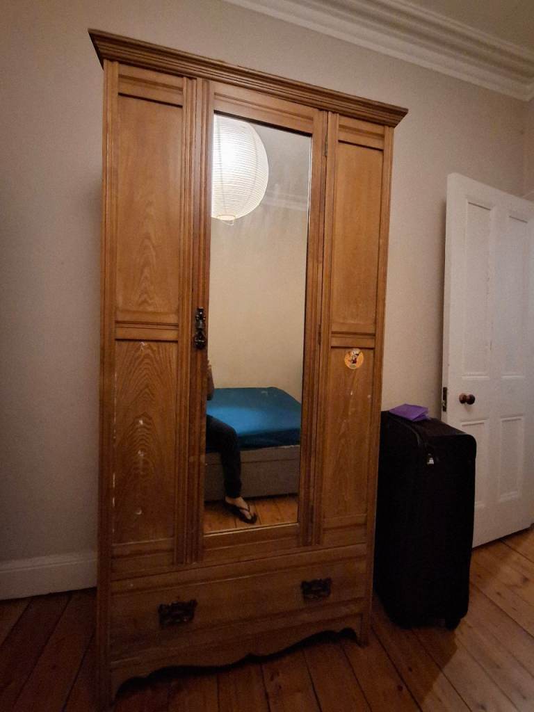 image for single wardrobe with mirrored door available from 26 Dec Edinburgh at £10