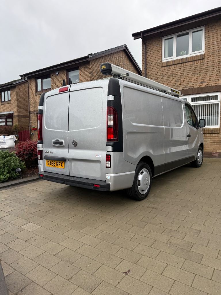 Vauxhall, VIVARO, Panel Van, 2018, Manual, 1598 (cc)