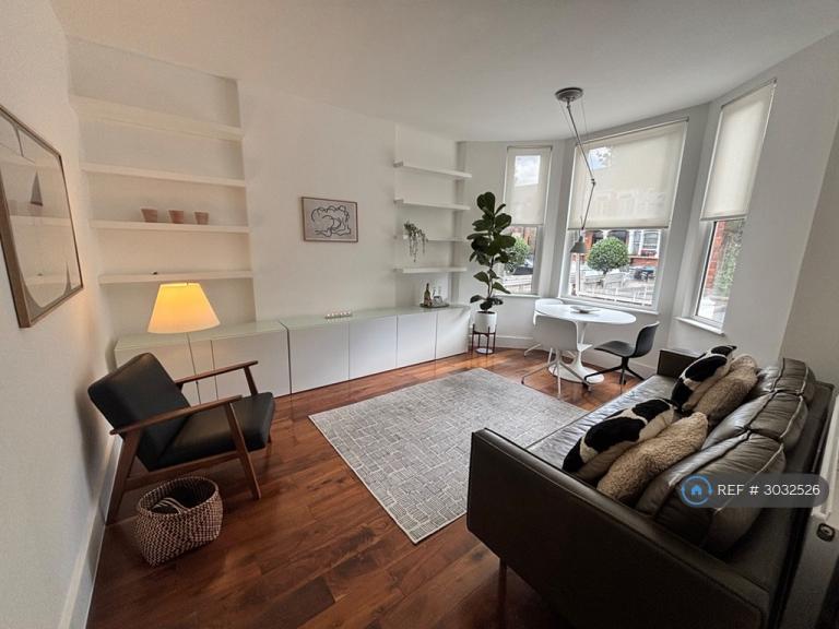 2 bedroom flat in Chevening Road, London, NW6 (2 bed) (#3032526)