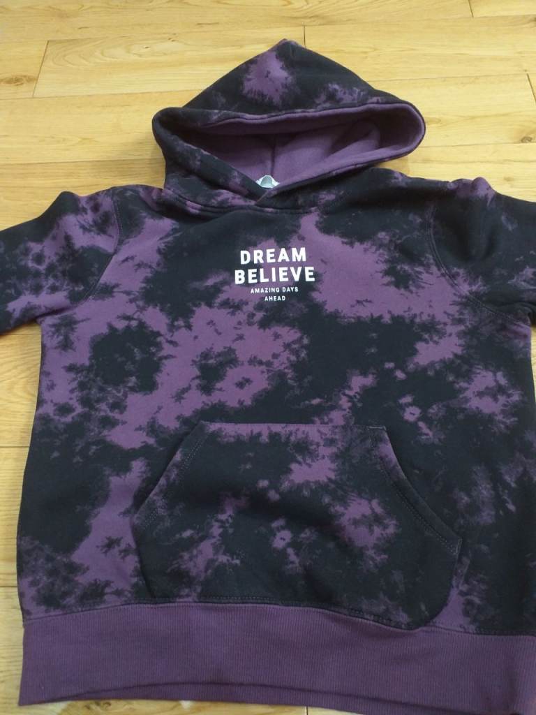 H & M girls hoodie, UK 10 - 12 years 