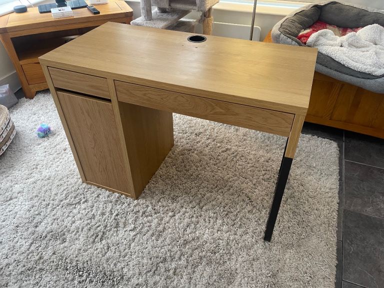IKEA Micke desk in oak