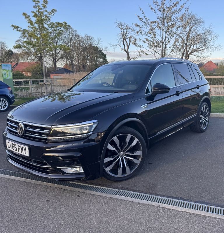 VW TIGUAN