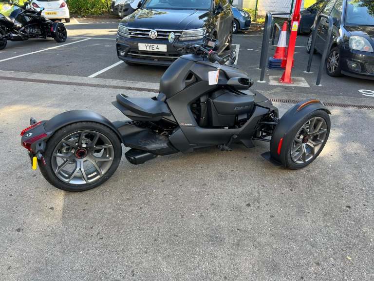 NEW 2025 Model Year Can-Am Ryker trike 900 automatic spyder trike