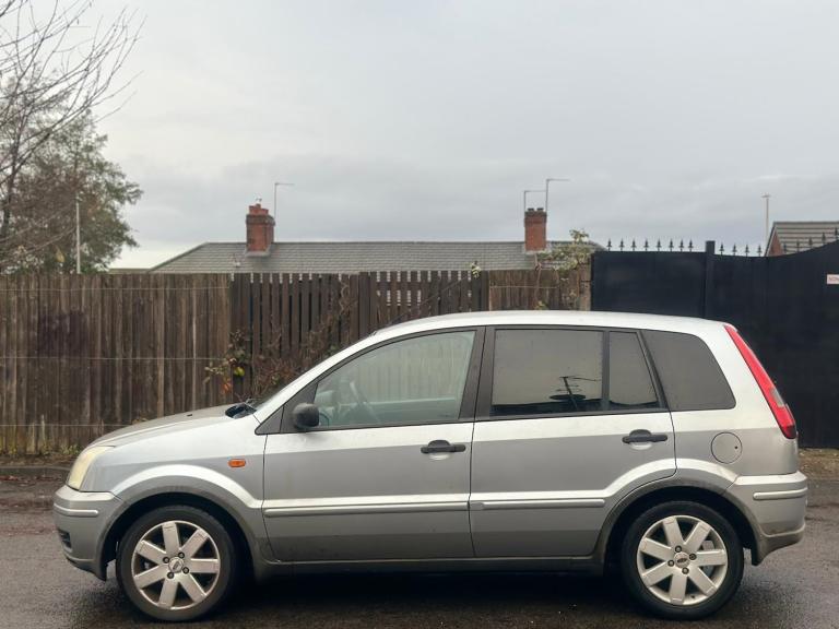 2004 Ford Fusion 1.6 + 5dr Auto HATCHBACK Petrol Automatic