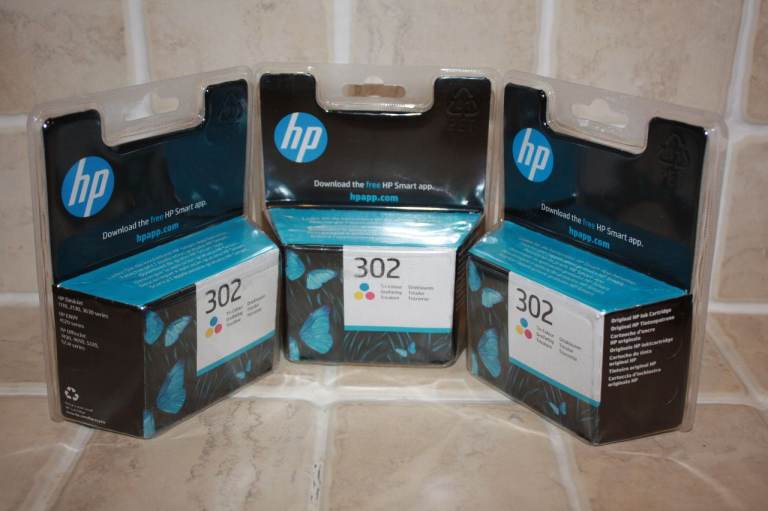 3 x Genuine HP 302 Tri-Colour Ink Cartridges ***New and Sealed*** RRP: £60+