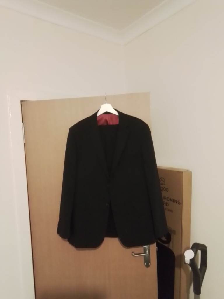 Black suit 
