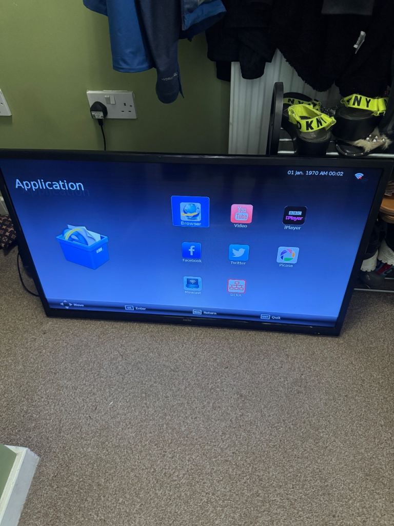 Cello 40" Smart LED TV – Full HD
