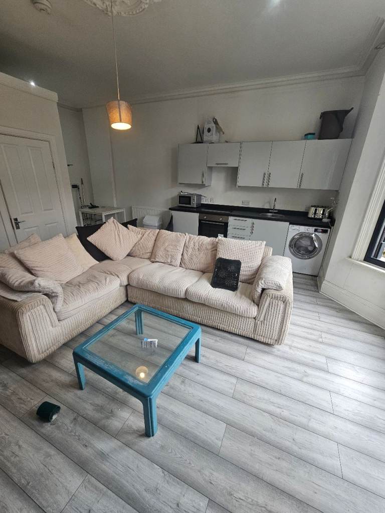 Studio flat for rent
