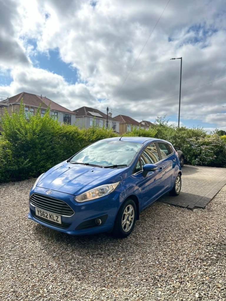 Ford, FIESTA, Hatchback, 2013, Manual, 1560 (cc), 5 doors