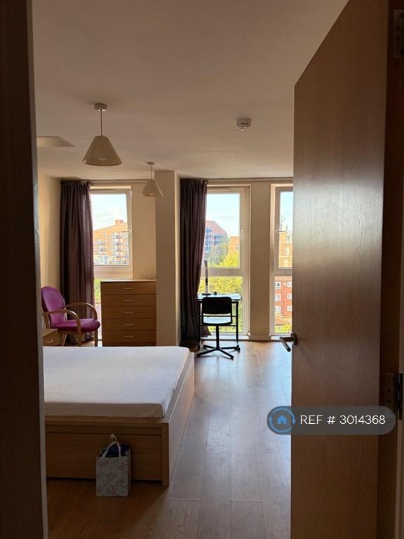 Studio flat in Northolt Road, South Harrow, HA2 (#3014368)