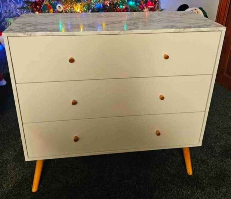 image for Chest drawers