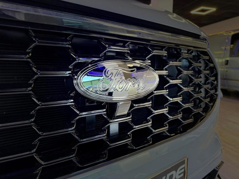 2025 Ford Transit Custom 2.0 320 EcoBlue Limited Crew Van Auto L1 H1 Euro 6 (s/s) 5dr PANEL VAN D...