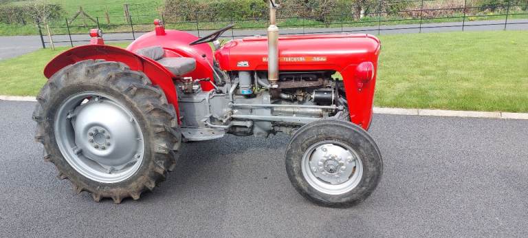 Massey ferguson 35 tractor 1963 petrol model