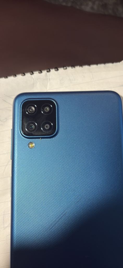Samsung Galaxy A12