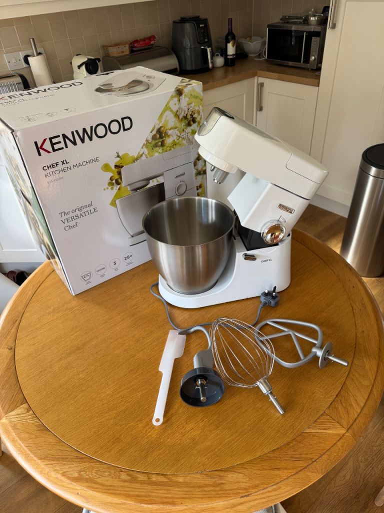 Kenwood Chef XL KVL4100W Stand Mixer with 6.7 Litre Bowl - White