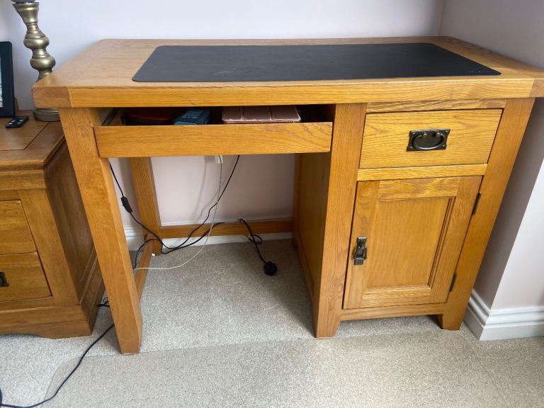 Solid Oak Desks