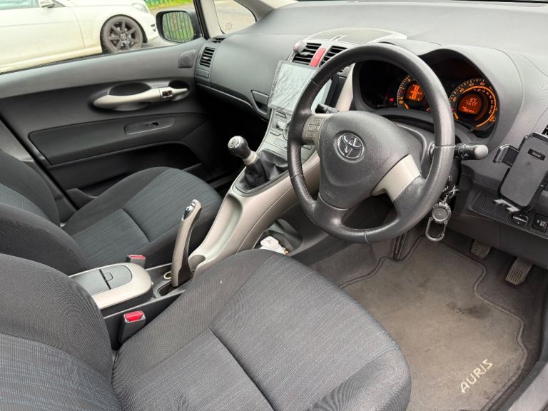 Toyota, AURIS, Hatchback, 2009, Manual, 1598 (cc), 5 doors