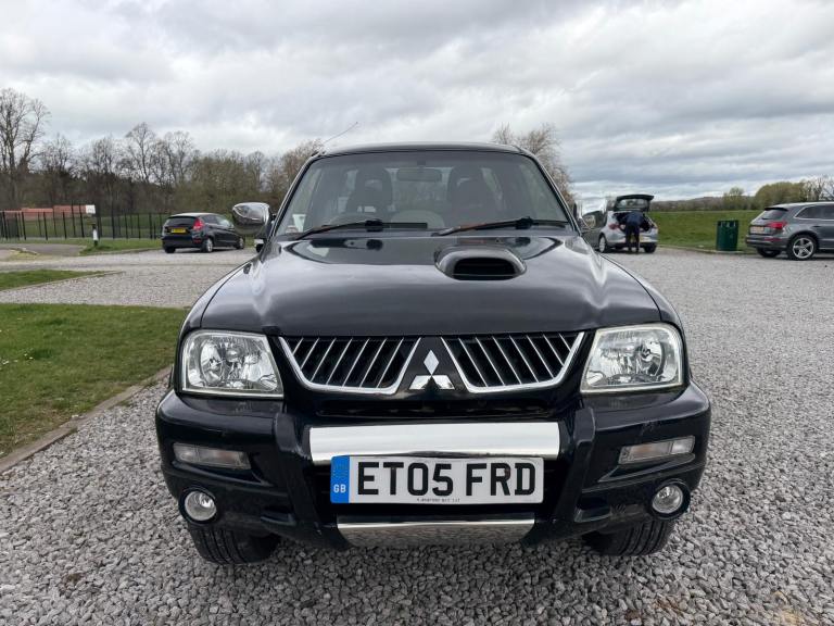 Mitsubishi L200 pickup truck 4x4 low miles long mot 