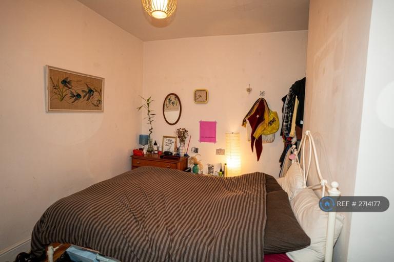 3 bedroom house in Pascal Street, Manchester, M19 (3 bed) (#2714177)