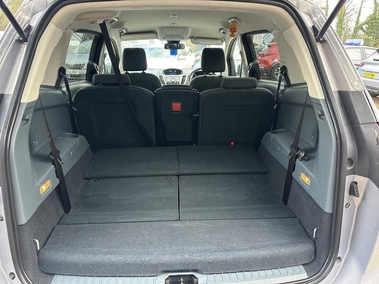 2013 Ford Grand C-Max TDCi Titanium MPV Diesel Manual