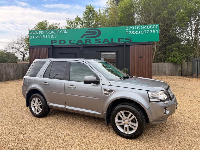 2014 LAND ROVER FREELANDER 2 XS - 2.2 TD4 - HEATED LEATHER - REVERSING CAMERA