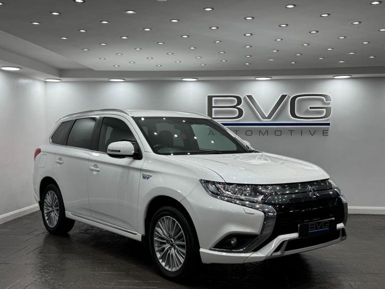 2019 Mitsubishi Outlander 2.4h TwinMotor 13.8kWh Dynamic CVT 4WD Euro 6 (s/s) 5dr ESTATE Petrol/E...