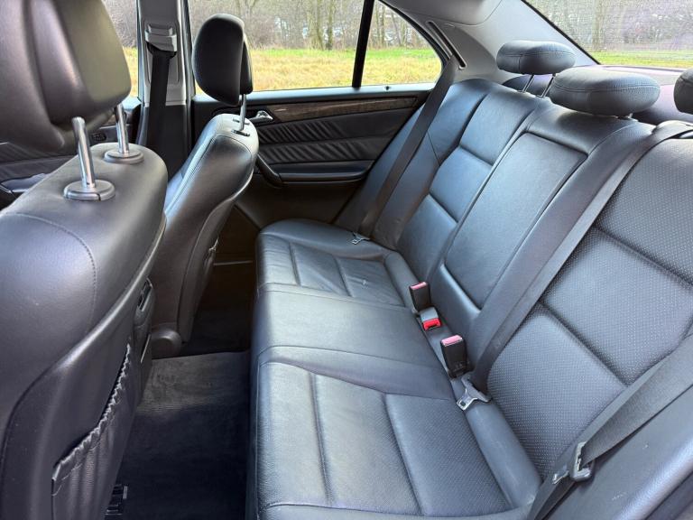 2006 Mercedes-Benz C Class C320 CDI Avantgarde SE 4dr Auto SALOON Diesel Automatic