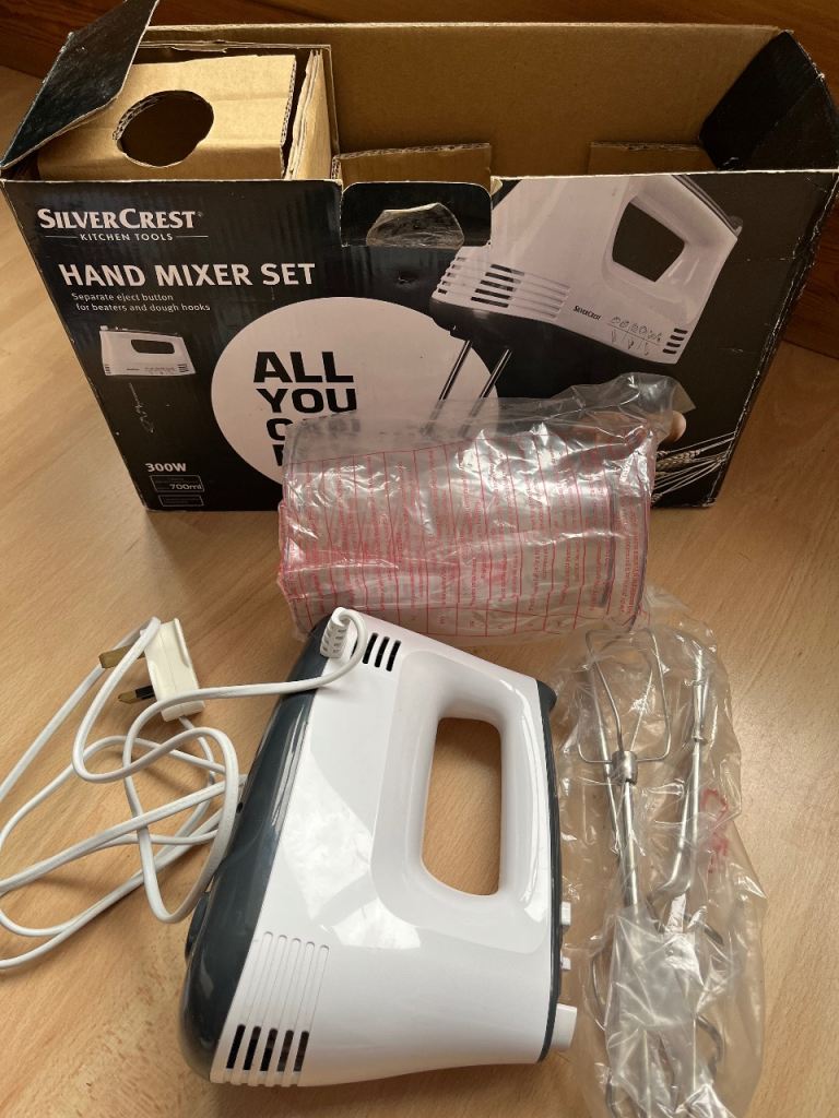 Silvercrest Hand Mixer Set 300W – As Good As New