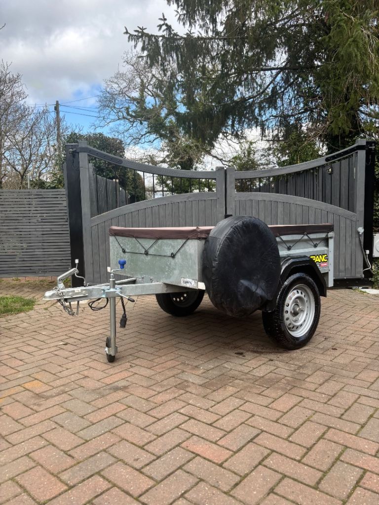 CAR CAMPING TRAILER TENT VAN X CROSS ACCESSORY 