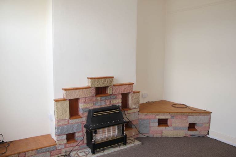 DSS tenants - No deposit - 2 bedroom house - Carlton NG3