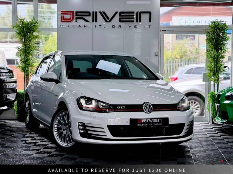 STUNNING! VOLKSWAGEN GOLF GTI 2.0 TSI 5DR 220BHP 6 SPEED MANUAL + FREE DELIVERY