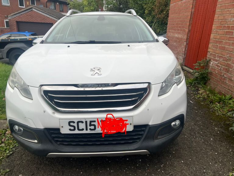 Automatic Peugeot, 2008, semi-auto 5 door 1.6 diesel auto white
