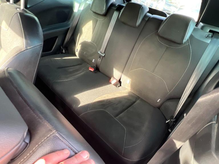 2017 DS Automobiles DS 3 1.2 PureTech 82 Connected Chic 3dr HATCHBACK PETROL Manual