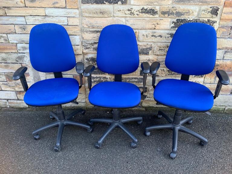 Blue office swivel task chair