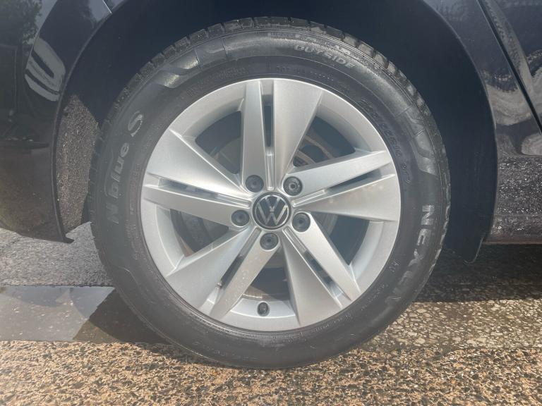 2023 Volkswagen Golf 1.5 Tsi Life Hatchback Petrol Manual