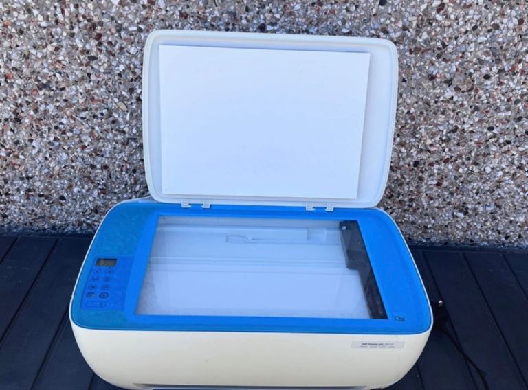 HP Deskjet 3624 All in a one Printer 