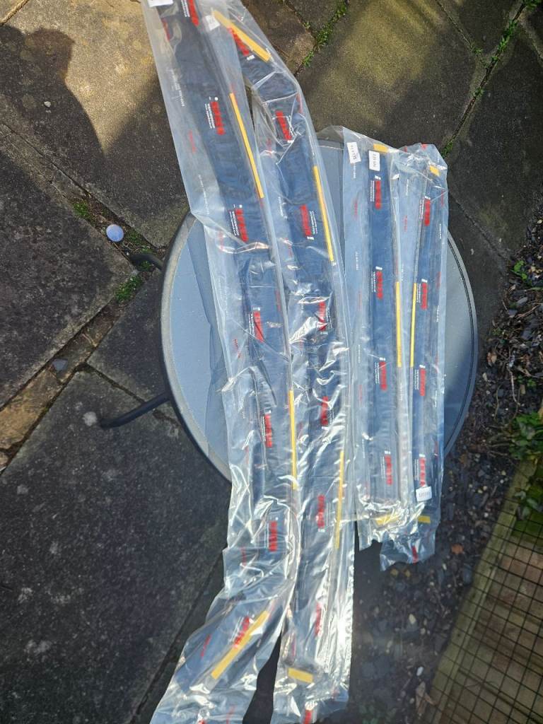 Renault megane mk4 wind deflectors 