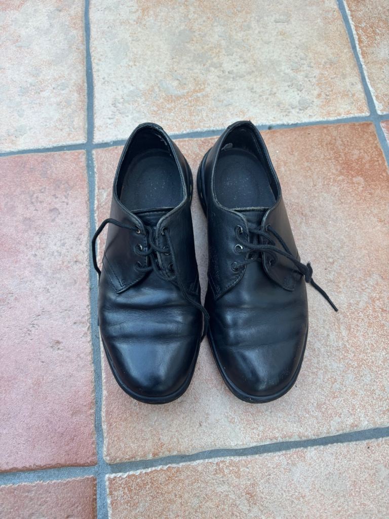 image for Doc Martens (5/38) black leather lace ups