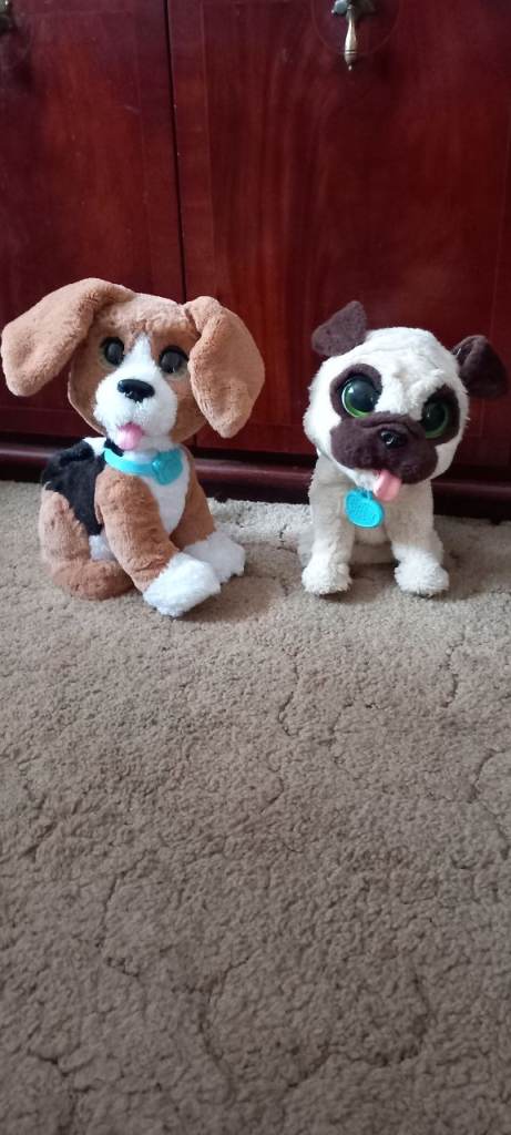 FurReal Chatty Charlie Barking Beagle Puppy & JJ The Pug Talking Electronic Pet Dogs 