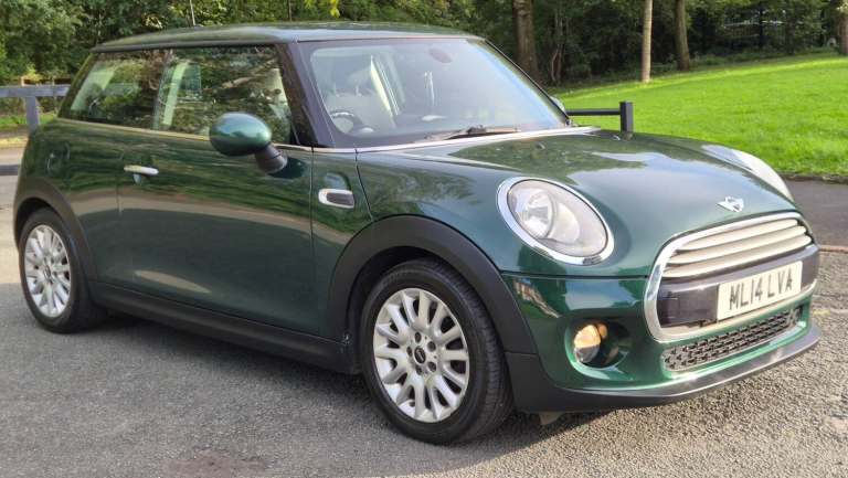 MINI HATCHBACK 1.5 COOPER IN GREAT CONDITION LOTS OF EXTRAS 3 OWNERS 2 KEYS
