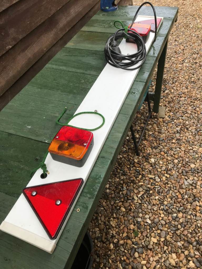 TRAILER LIGHT BOARD