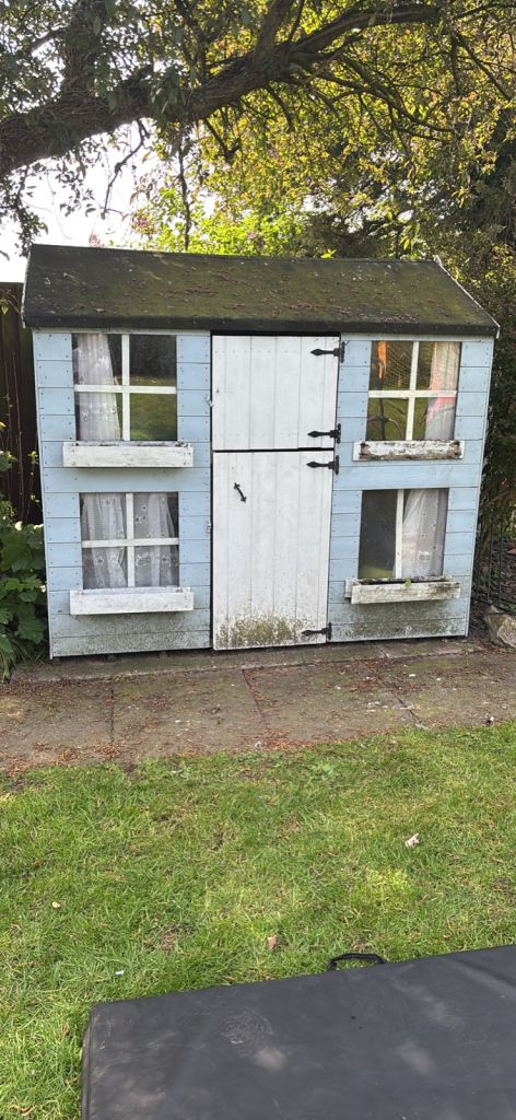 Free Wendy house