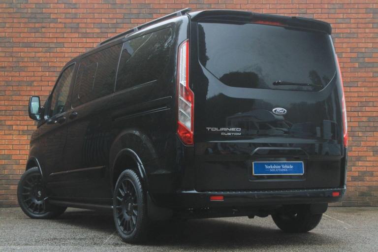 2021 Ford Tourneo Custom 2.0 320 EcoBlue Titanium Auto L1 Euro 6 (s/s) 5dr MPV Diesel Automatic