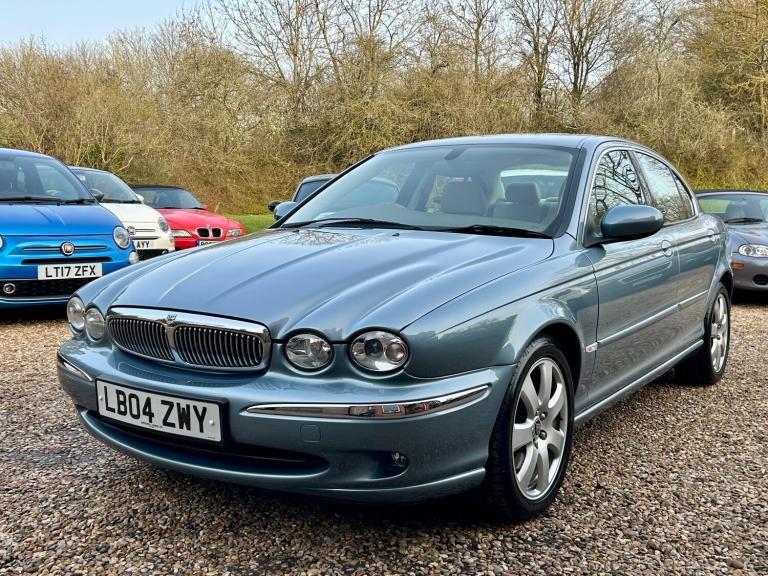 2004 Jaguar X-type 2.5 V6 SE Saloon 4dr Petrol Automatic (AWD) (244 g/km  194